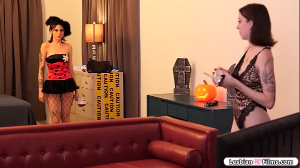 College babe fingering petite classmate