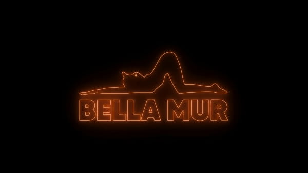 Girlfriends fucking a dildo