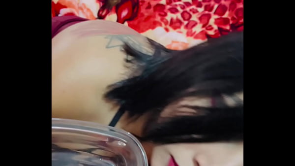 My secretary knows how to satisfy me when I’m busy