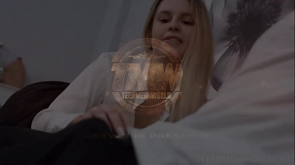 TeenMegaWorld.net – Eliz Benson – To read or to fuck?