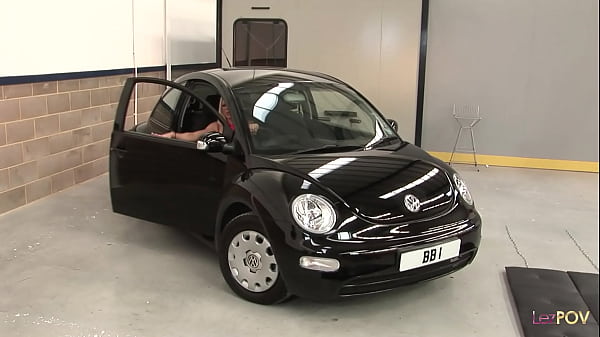 Lesbians were fooling around Outdoor making their pussies quiver with desire getting ready to be eaten