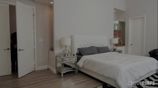 Pilot Will Tile Finds Big Boob Blonde Milf Kenzie Taylor in his AirBnB and Shares His Big Black Cock