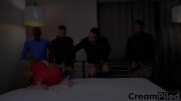 Gorgeous Alaina Taylor Rides BBC On Intense Group Fucking