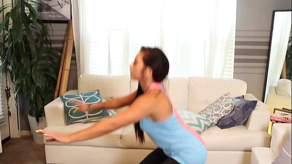 Asian And Latina Lesbians Vibrate Their Clits With A Massive Toy