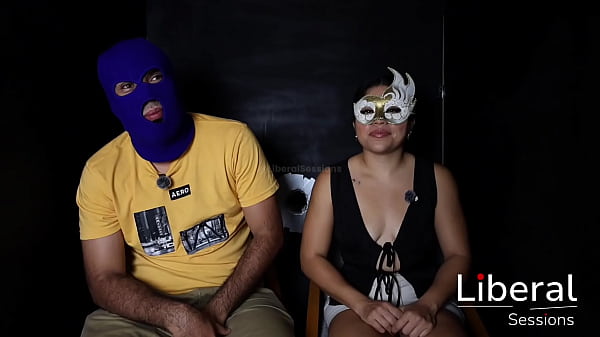 Hotwife follada por el culo y la dejan abierta junto a su cornudo esposo – Glory hole