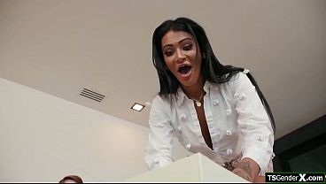 Shemale is assfingered while sucked off